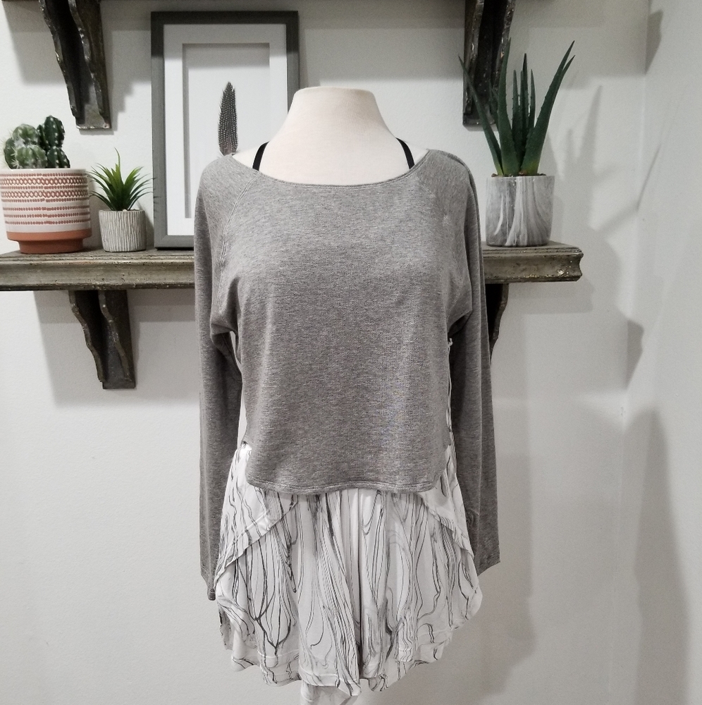 🌴Crop Long Sleeve Top🌴